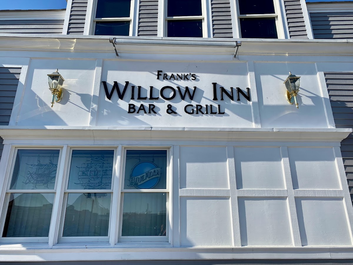 Franks Willow Inn